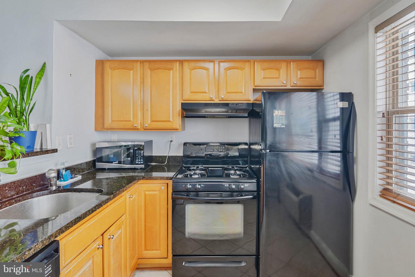 738 Longfellow St Nw #206 Property Photo 16
