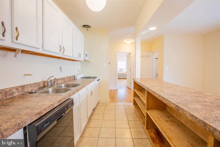4000 Edmunds St Nw Property Photo 6