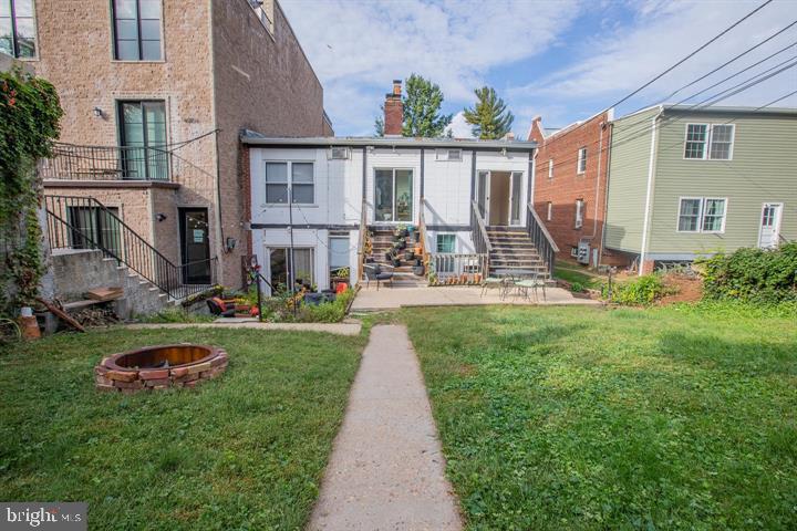 4000 Edmunds St Nw Property Photo 11