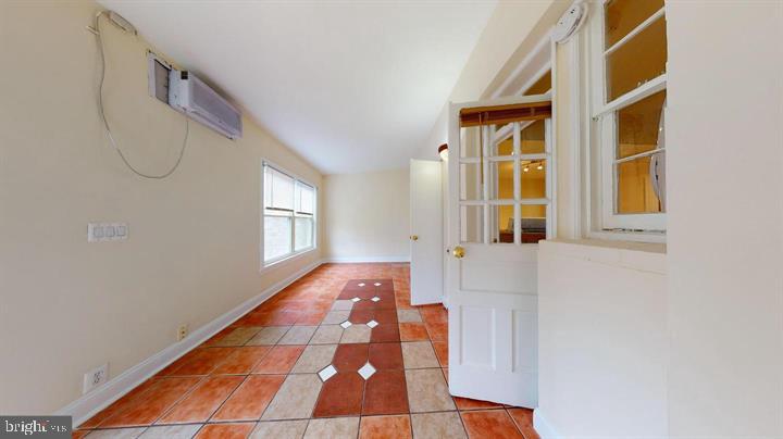 4000 Edmunds St Nw Property Photo 17