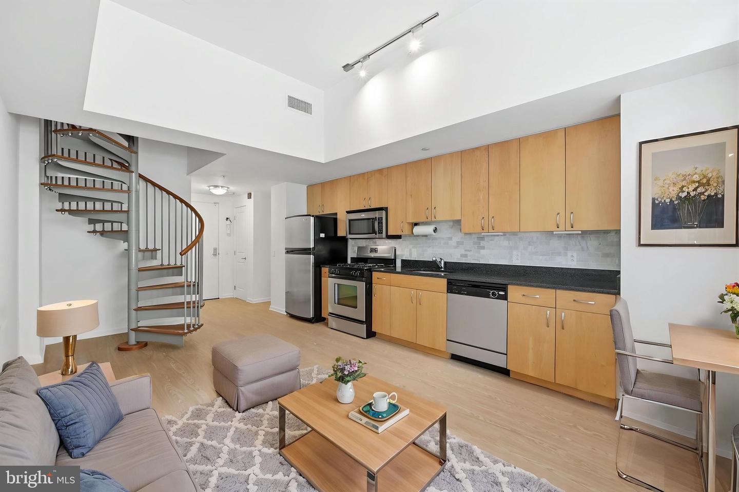 440 L St Nw #105 Property Photo 1