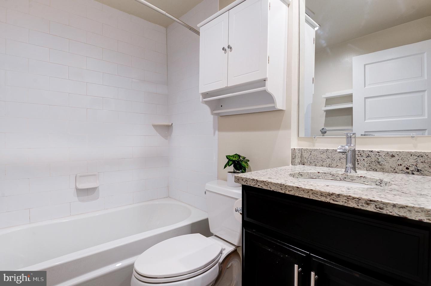 637 3rd St Ne #305 Property Photo 13