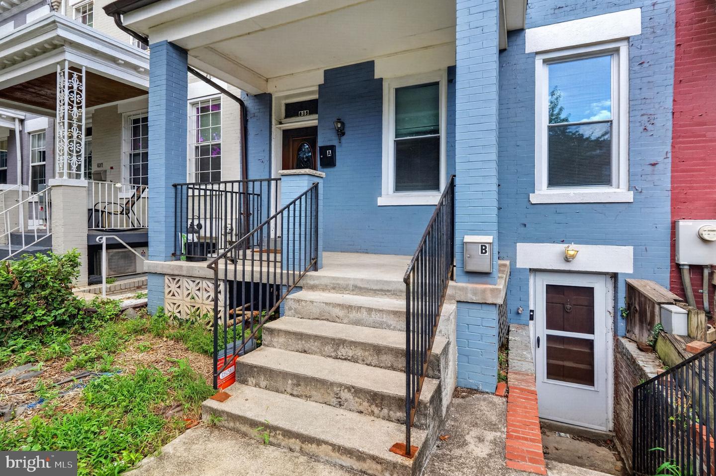 635 Kenyon St Nw #unit A (upper Unit) Property Photo 3