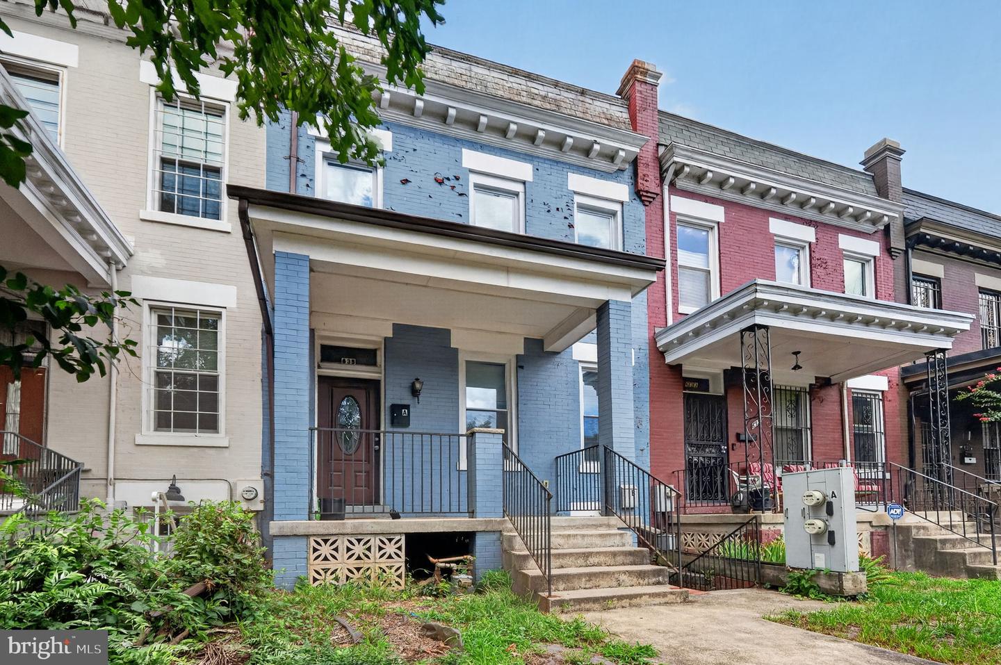 635 Kenyon St Nw #unit A (upper Unit) Property Photo 4