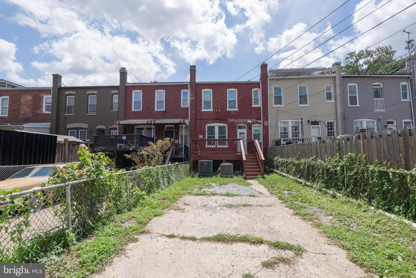 635 Kenyon St Nw #unit A (upper Unit) Property Photo 32