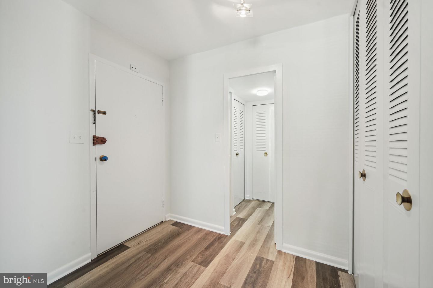 522 21st St Nw #912 Property Photo 4