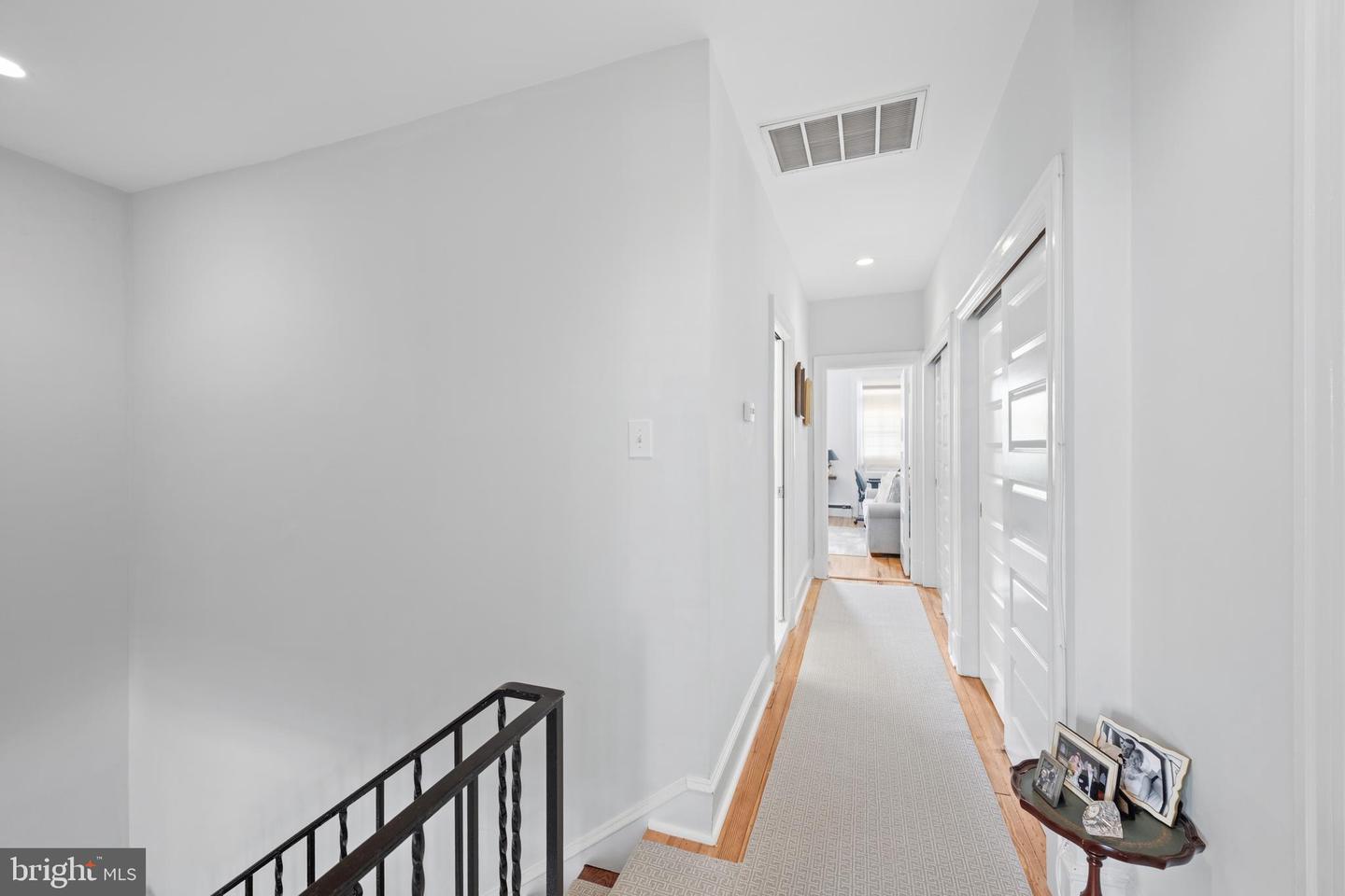 2219 Hall Pl Nw Property Photo 17