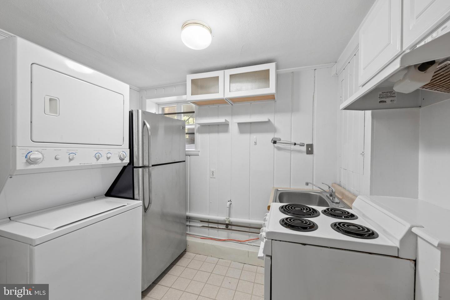 2219 Hall Pl Nw Property Photo 30