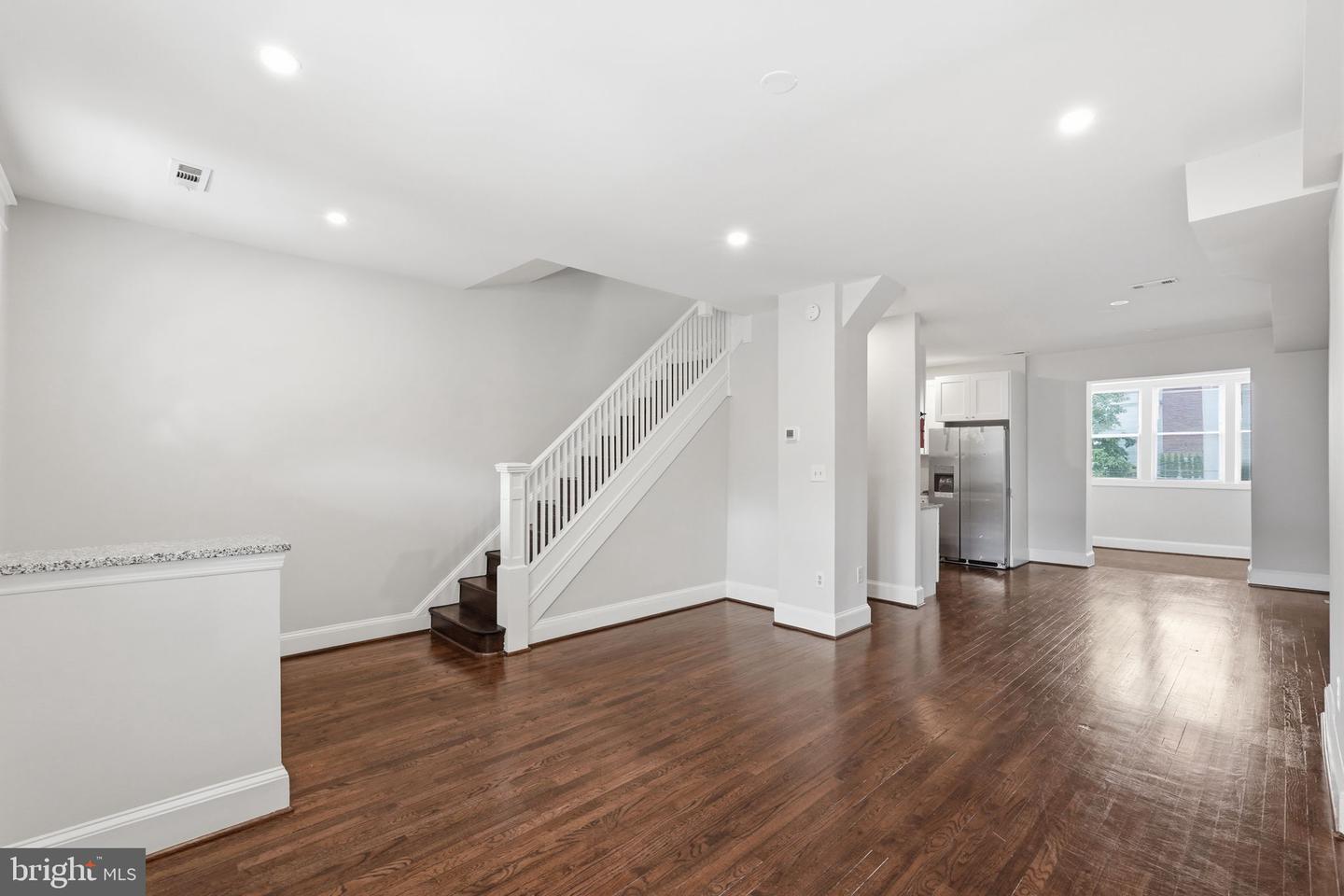 2320 North Capitol St Nw Property Photo 4