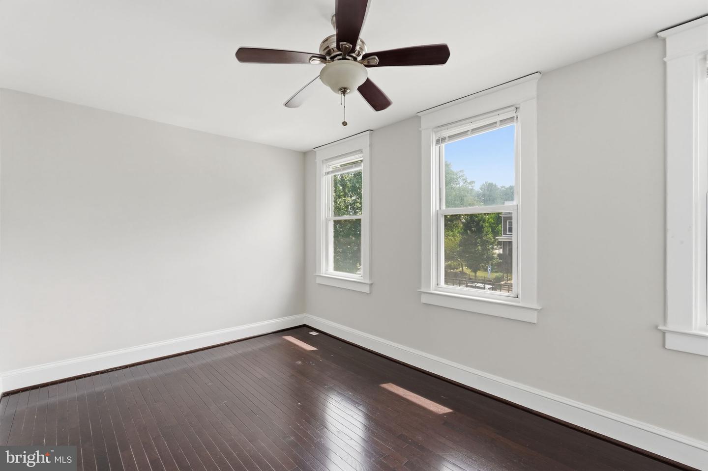 2320 North Capitol St Nw Property Photo 11