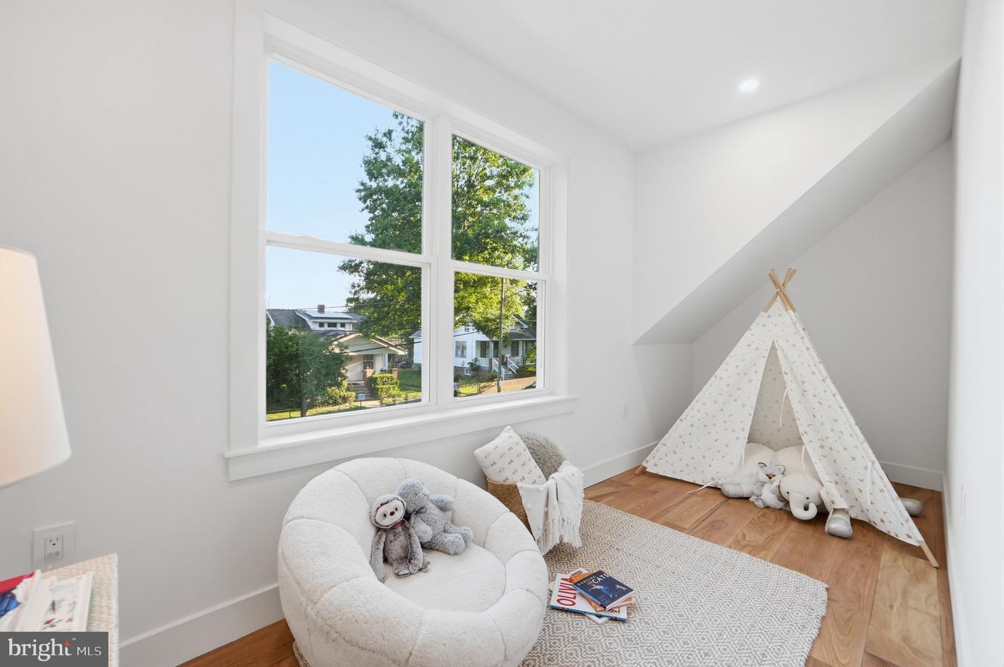 1006 Shepherd St Ne Property Photo 39