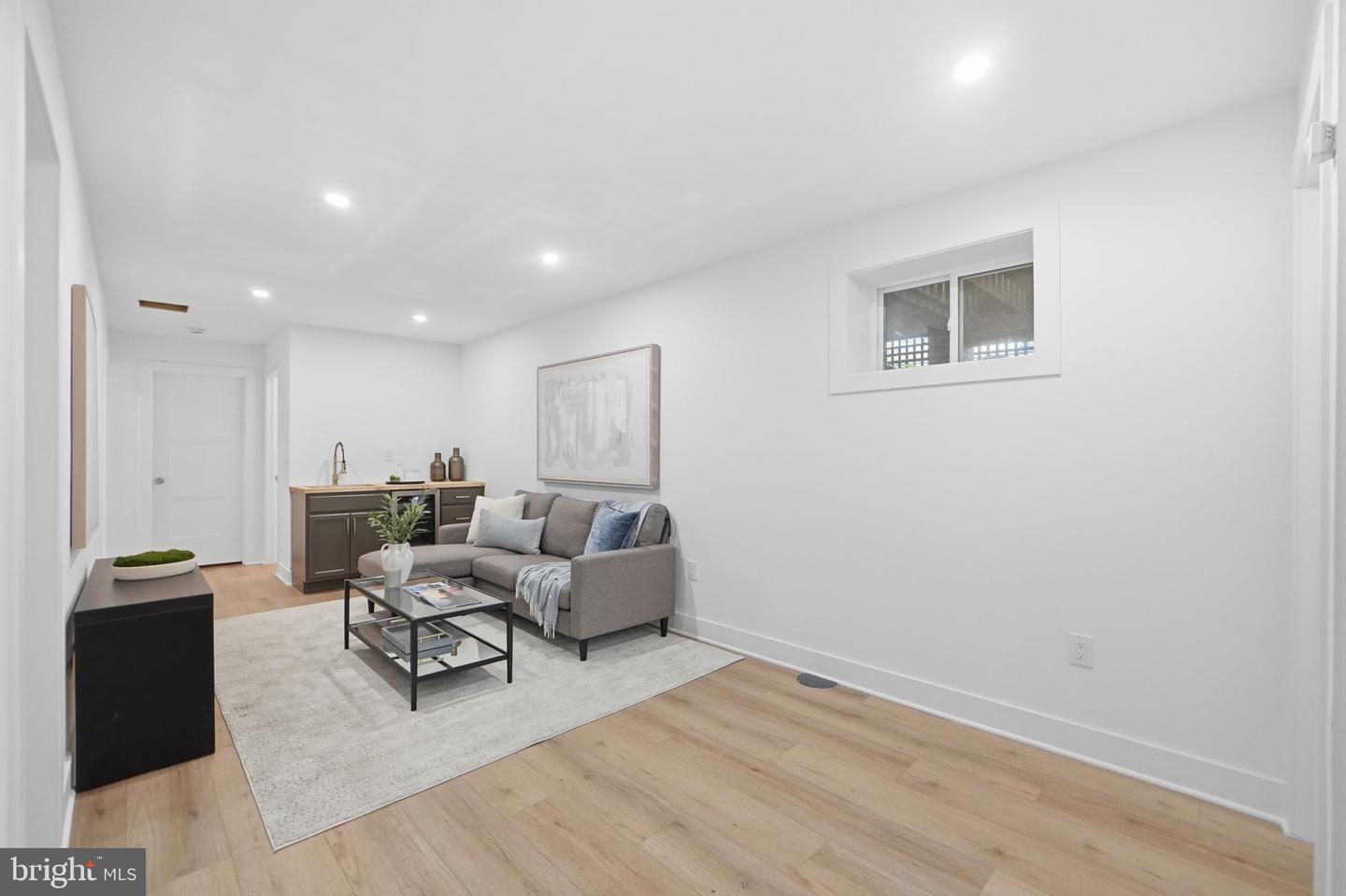 1006 Shepherd St Ne Property Photo 43
