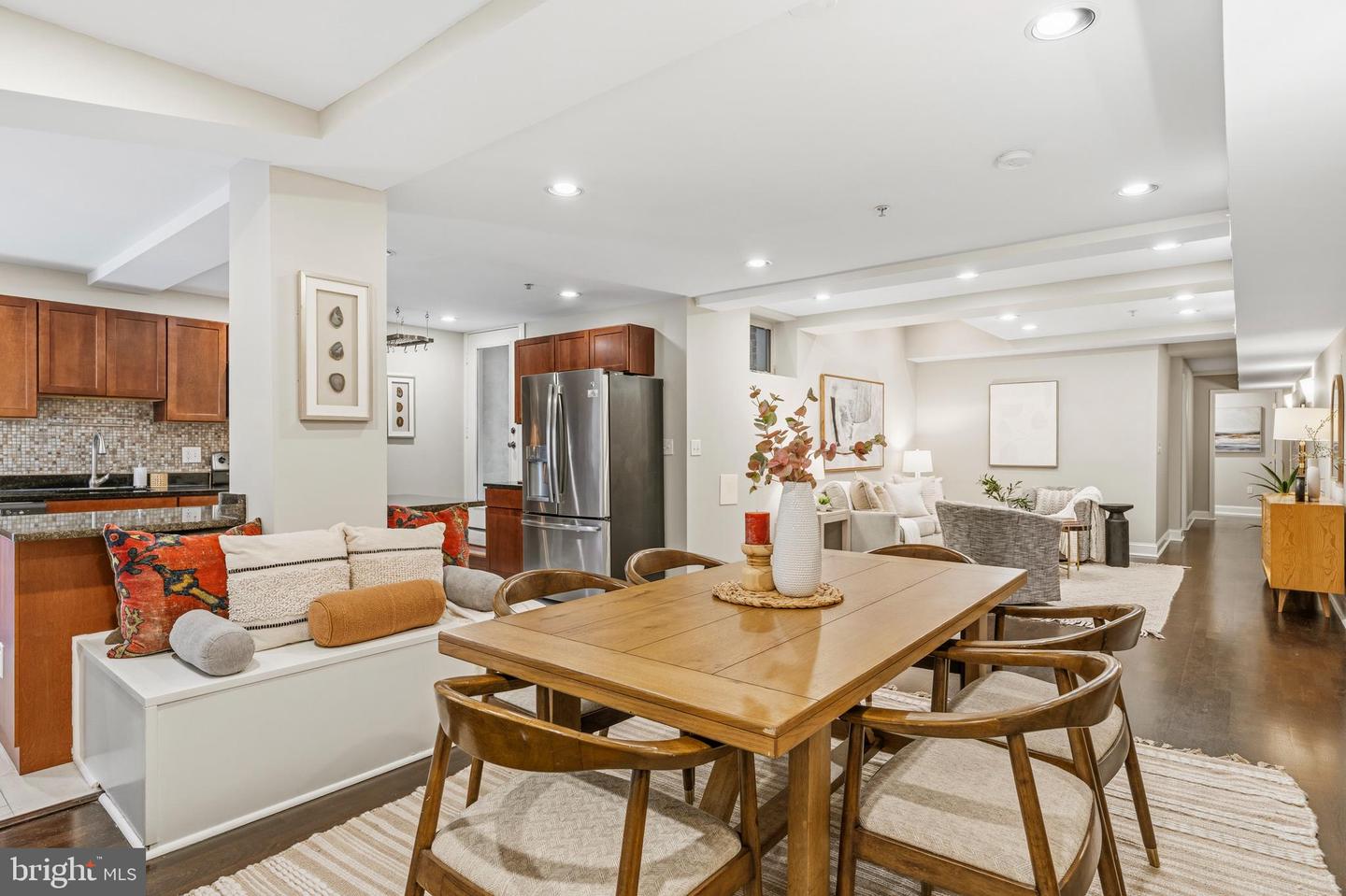 1321 Euclid St Nw #t1 Property Photo 2