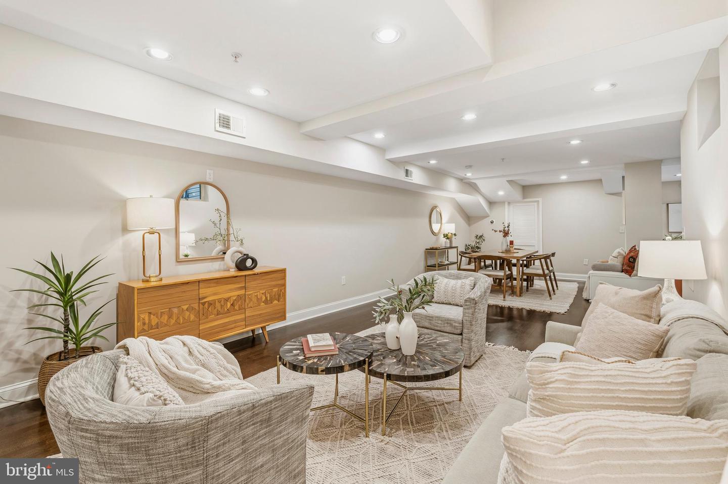 1321 Euclid St Nw #t1 Property Photo 8