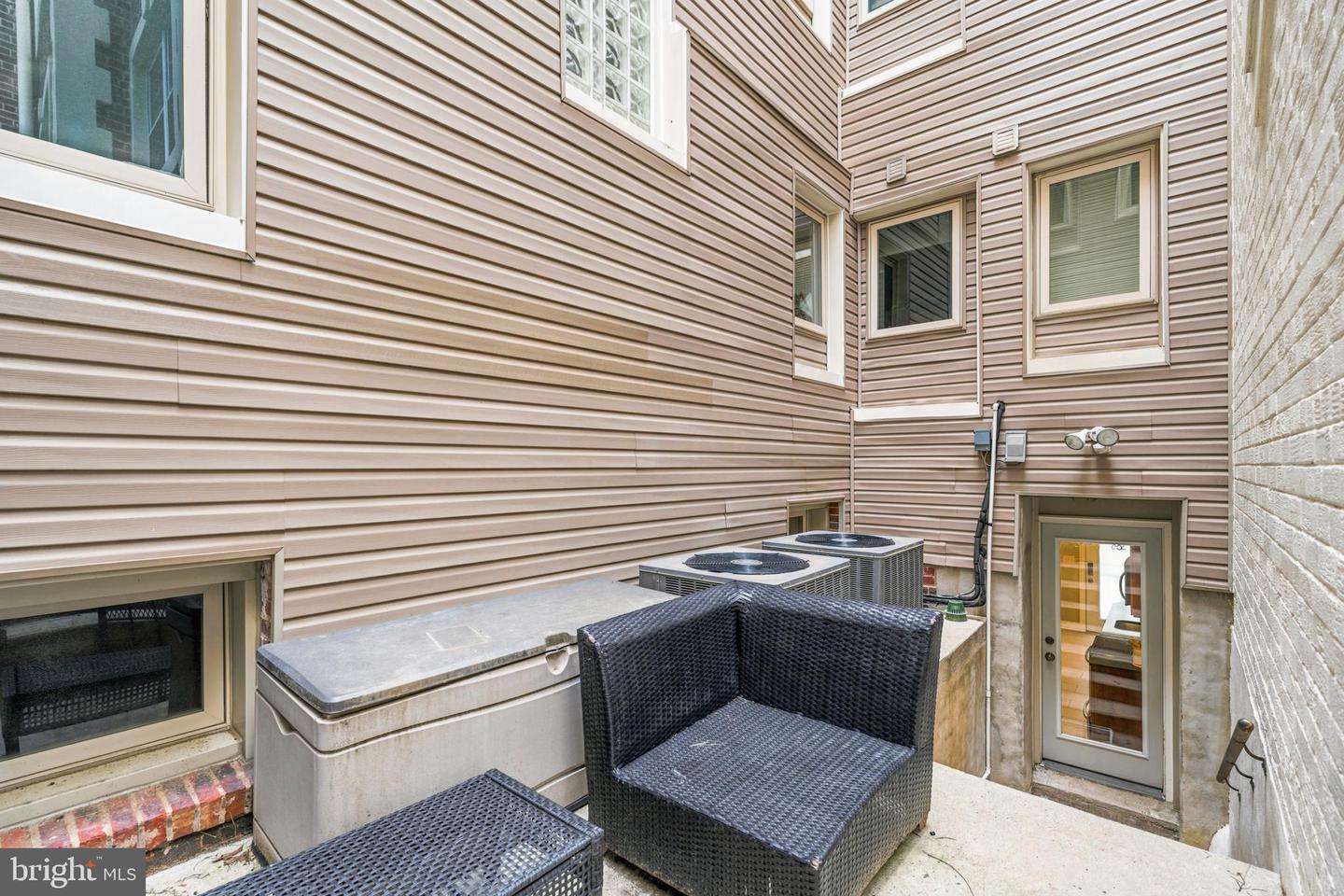 1321 Euclid St Nw #t1 Property Photo 23