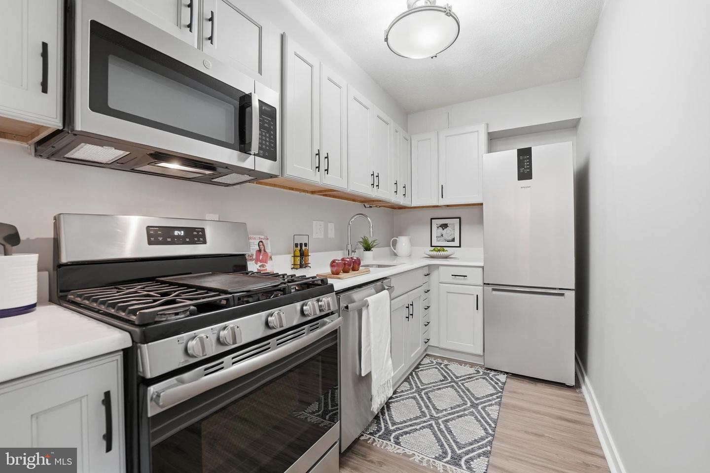 1245 4th St Sw #e301 Property Photo 13