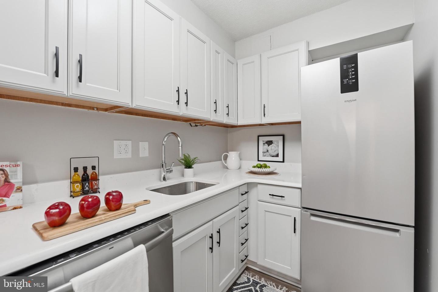 1245 4th St Sw #e301 Property Photo 14