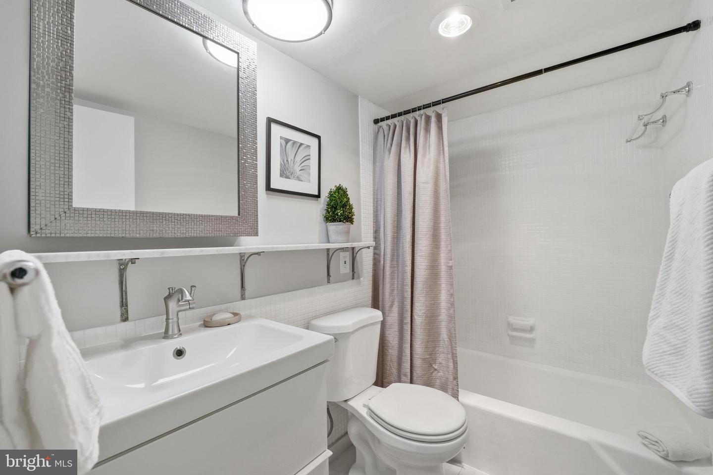 1245 4th St Sw #e301 Property Photo 16