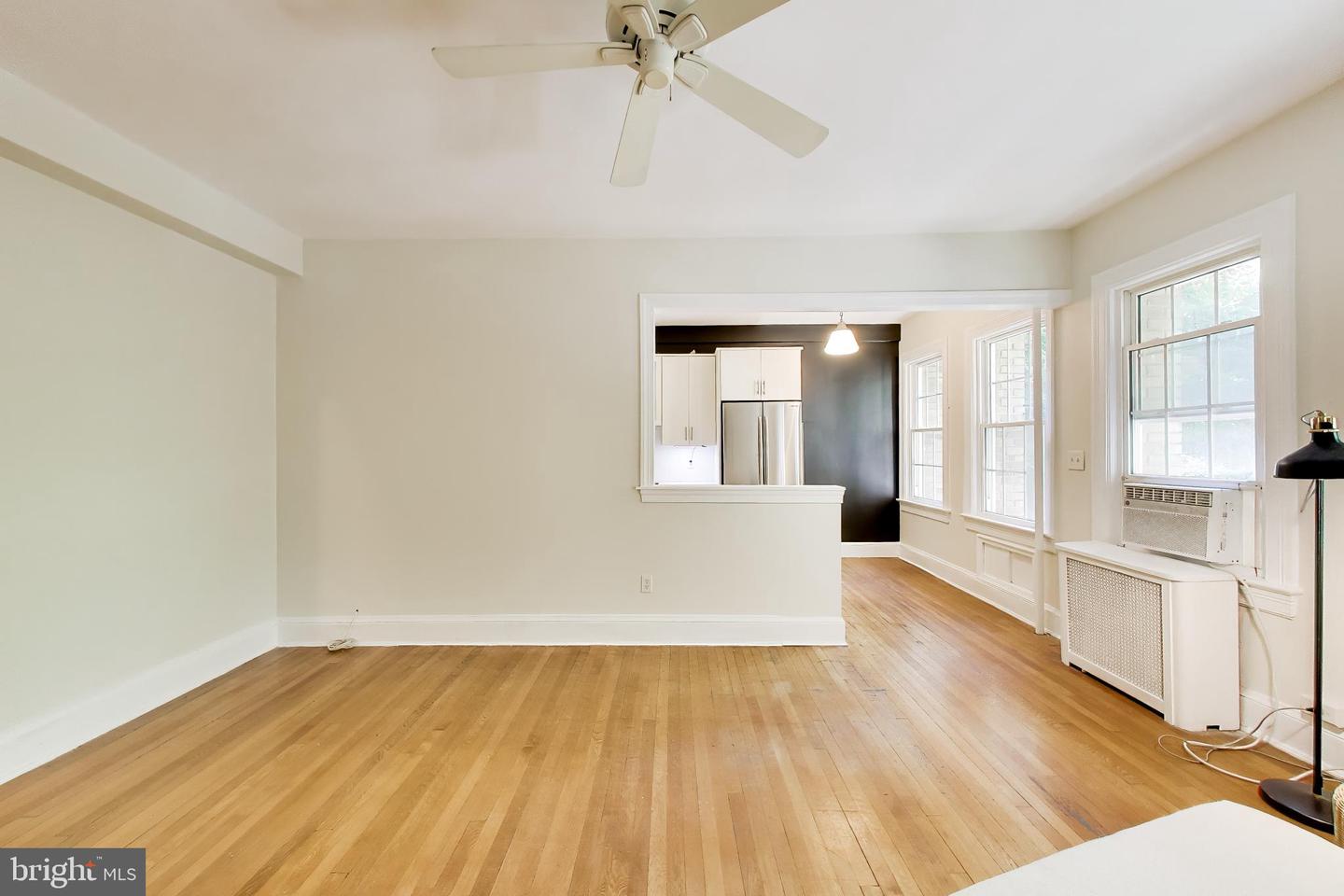 5402 Connecticut Ave Nw #204 Property Photo 7