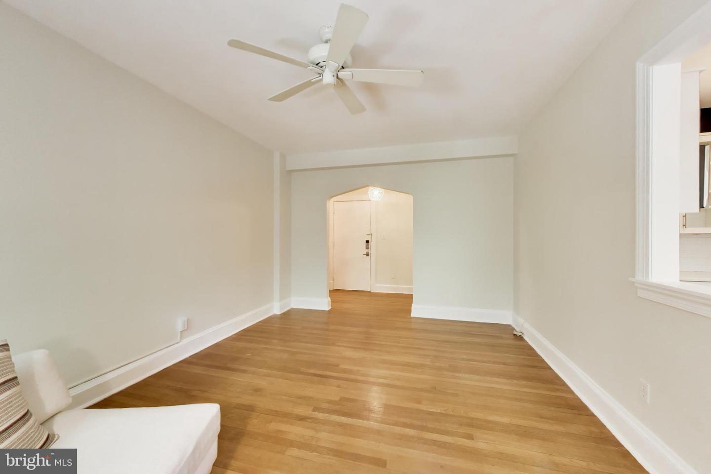 5402 Connecticut Ave Nw #204 Property Photo 8