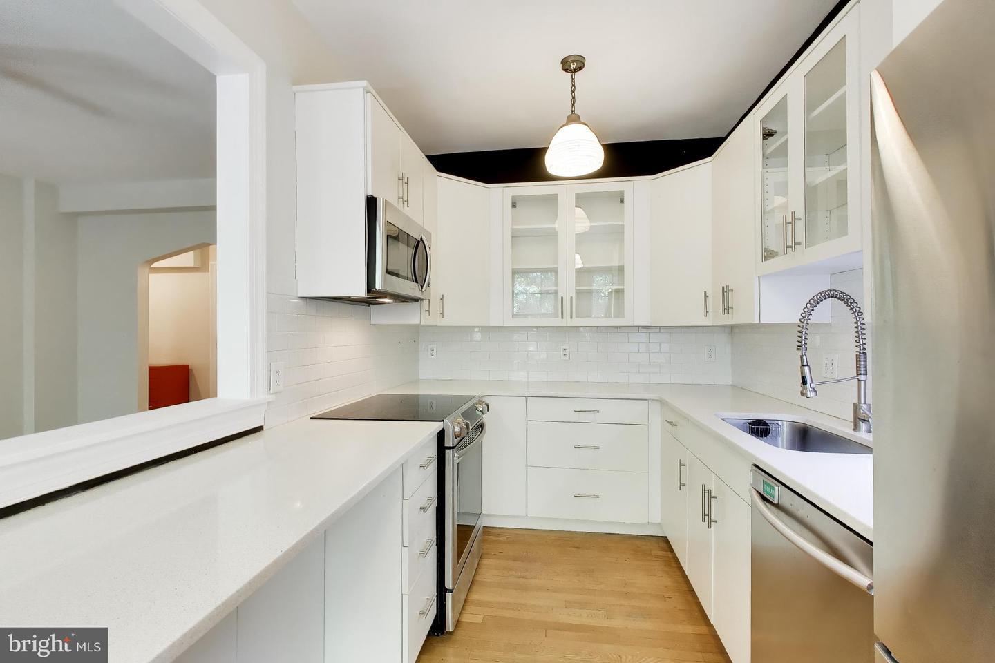 5402 Connecticut Ave Nw #204 Property Photo 12