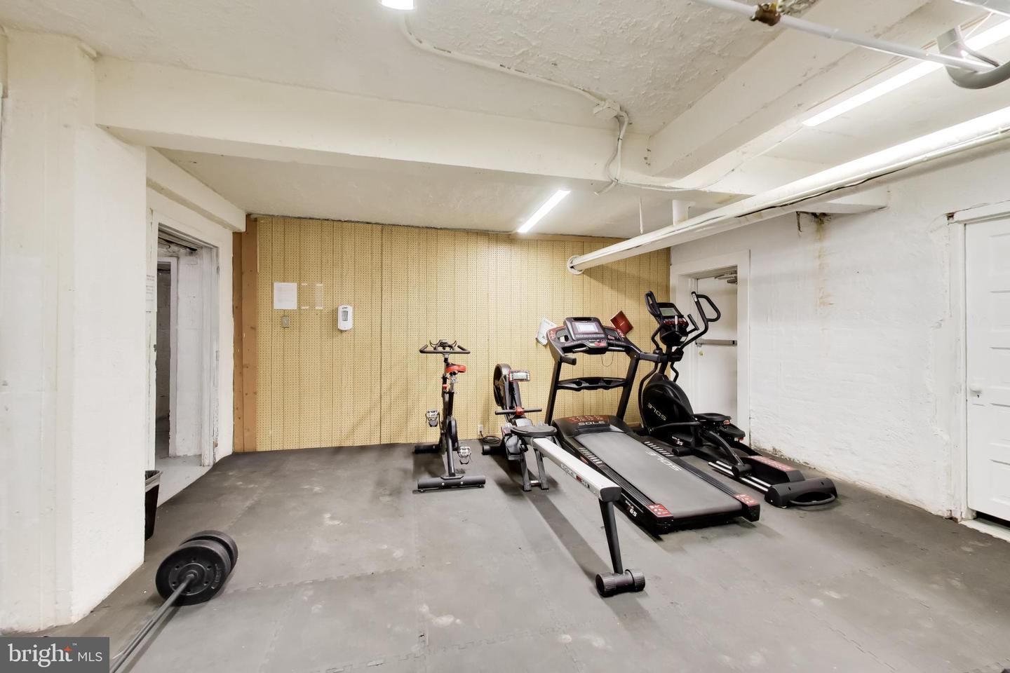 5402 Connecticut Ave Nw #204 Property Photo 21