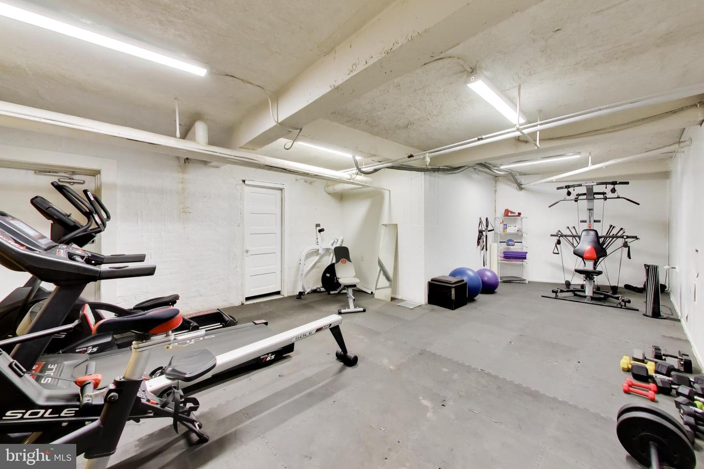 5402 Connecticut Ave Nw #204 Property Photo 22