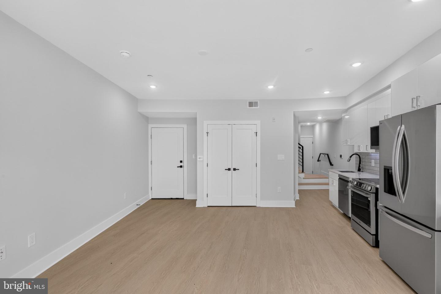 1650 Columbia Rd Nw #402 Property Photo 6