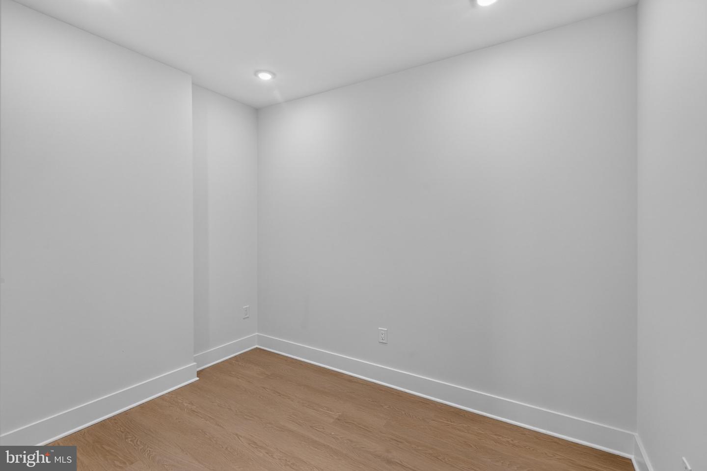 1650 Columbia Rd Nw #402 Property Photo 15