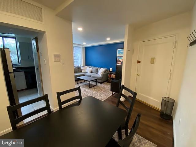 3825 Davis Pl Nw #3 Property Photo 4