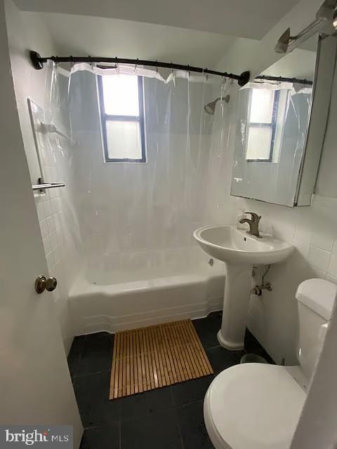 3825 Davis Pl Nw #3 Property Photo 9