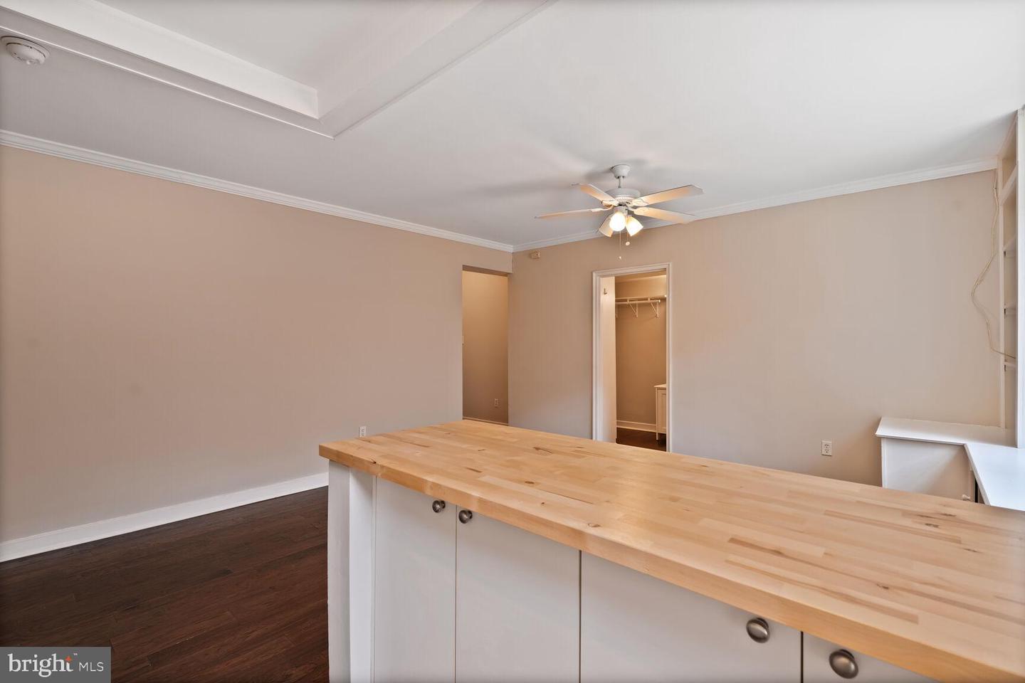 2130 N St Nw #107 Property Photo 2