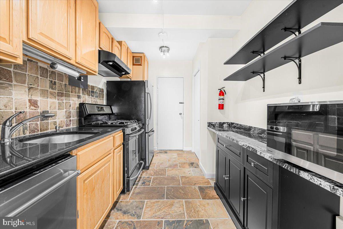 4201 Cathedral Ave Nw #908e Property Photo 15
