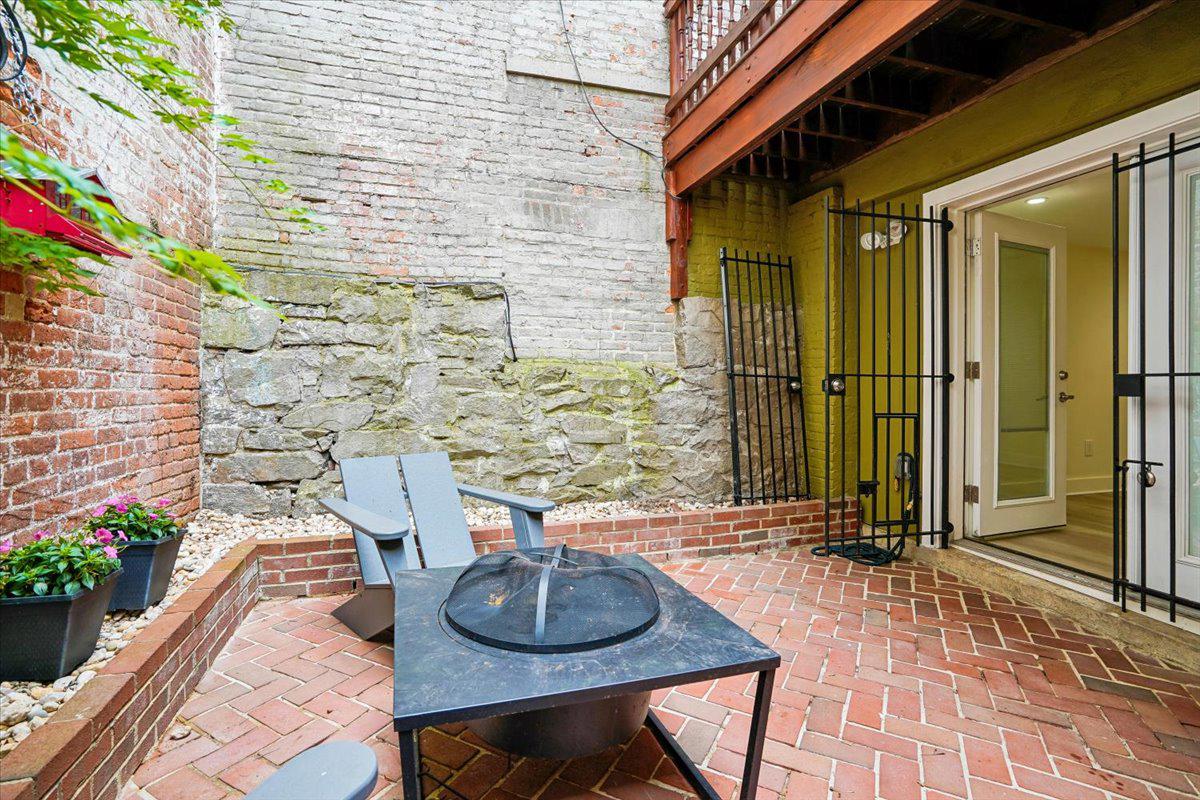 1205 Potomac St Nw Property Photo 27