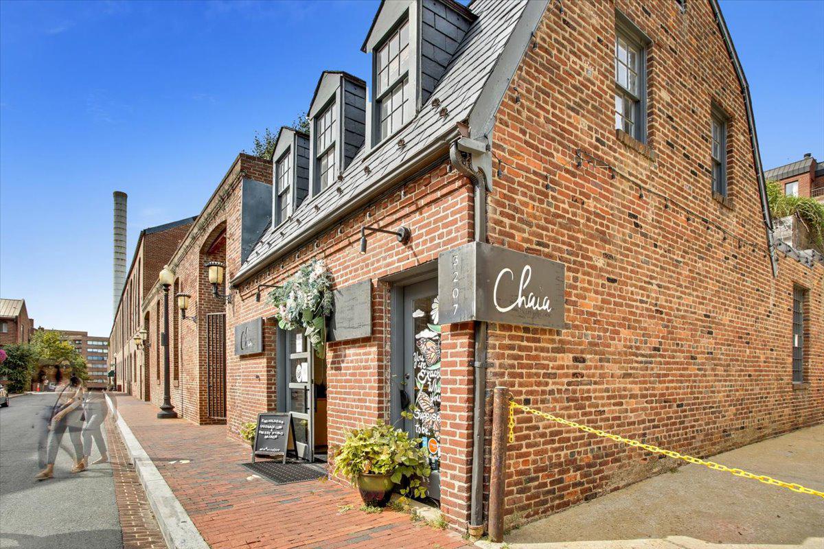 1205 Potomac St Nw Property Photo 44