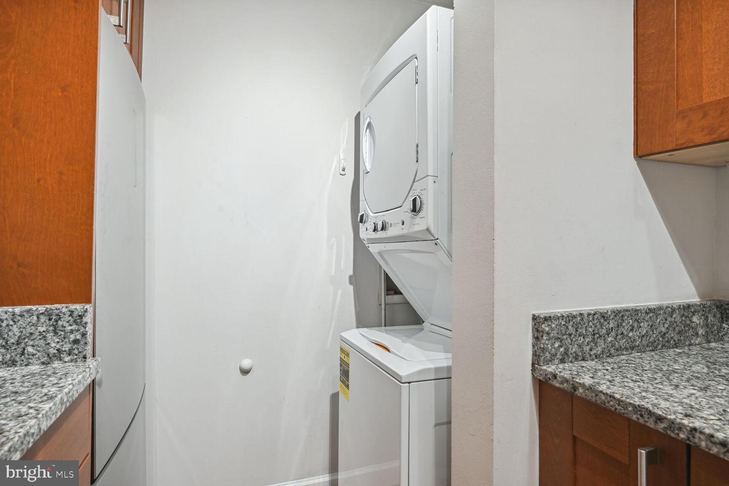 2440 16th St Nw #309 Property Photo 5