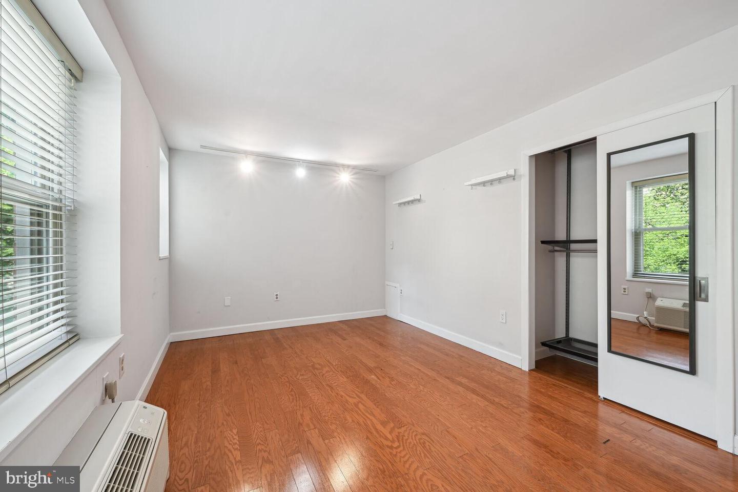 2440 16th St Nw #309 Property Photo 10