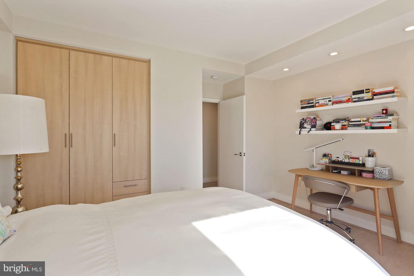 3251 Prospect St Nw #401 Property Photo 14