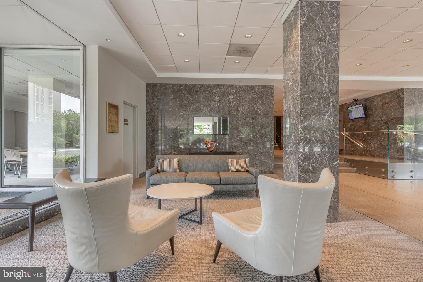 2475 Virginia Ave Nw #801/802 Property Photo 5
