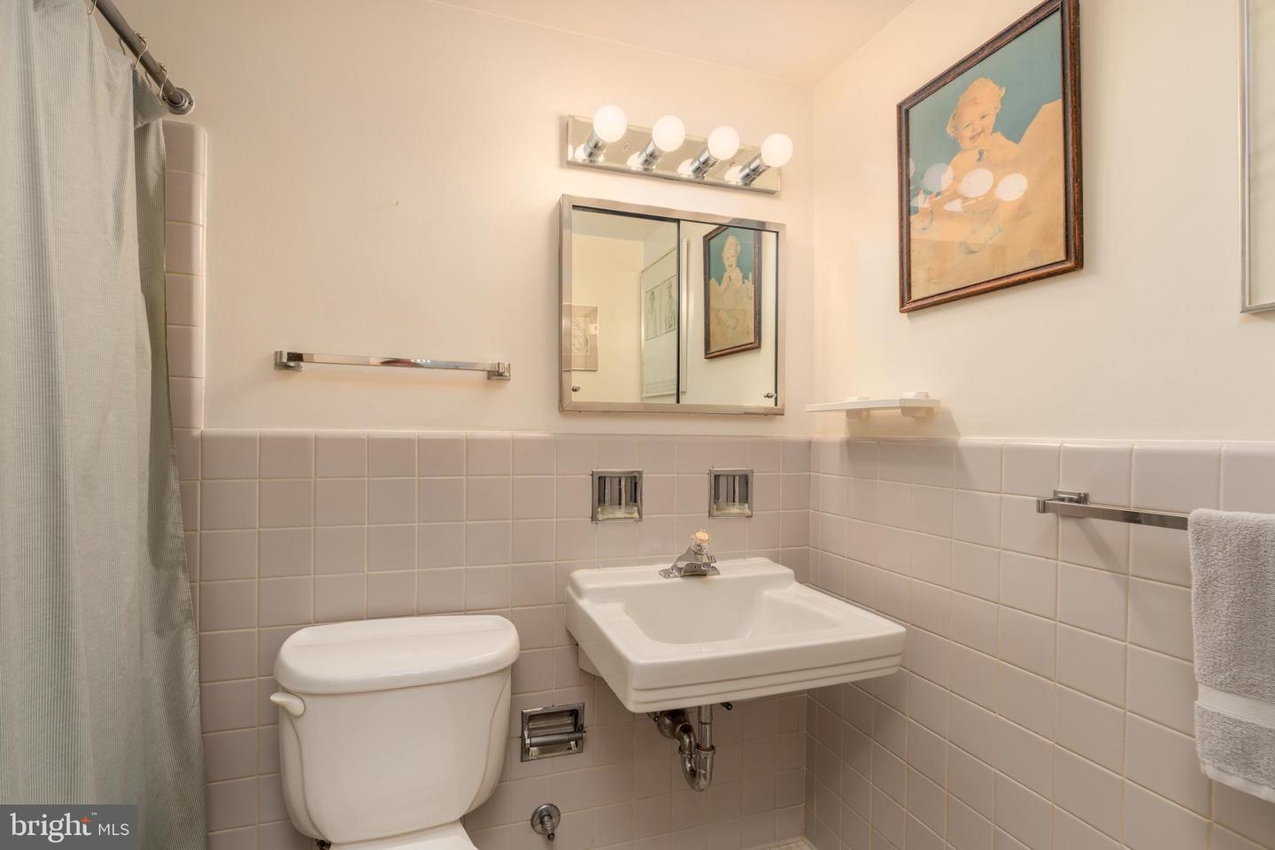 2475 Virginia Ave Nw #801/802 Property Photo 28