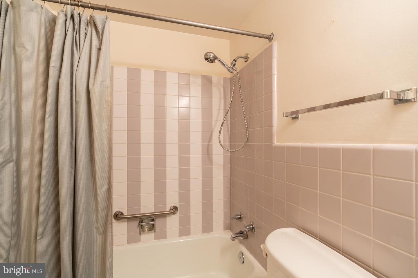 2475 Virginia Ave Nw #801/802 Property Photo 29