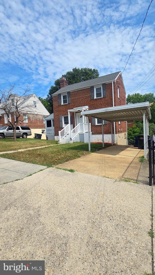 157 CHESAPEAKE ST SW Property Photo 1