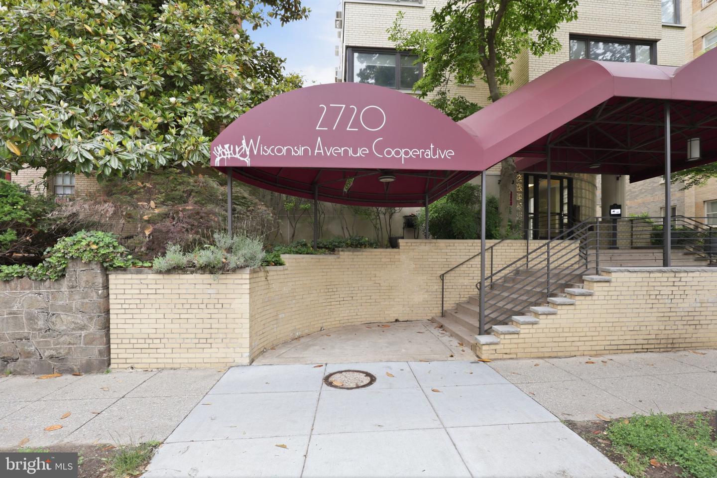 2720 WISCONSIN AVE NW #302 Property Photo 1