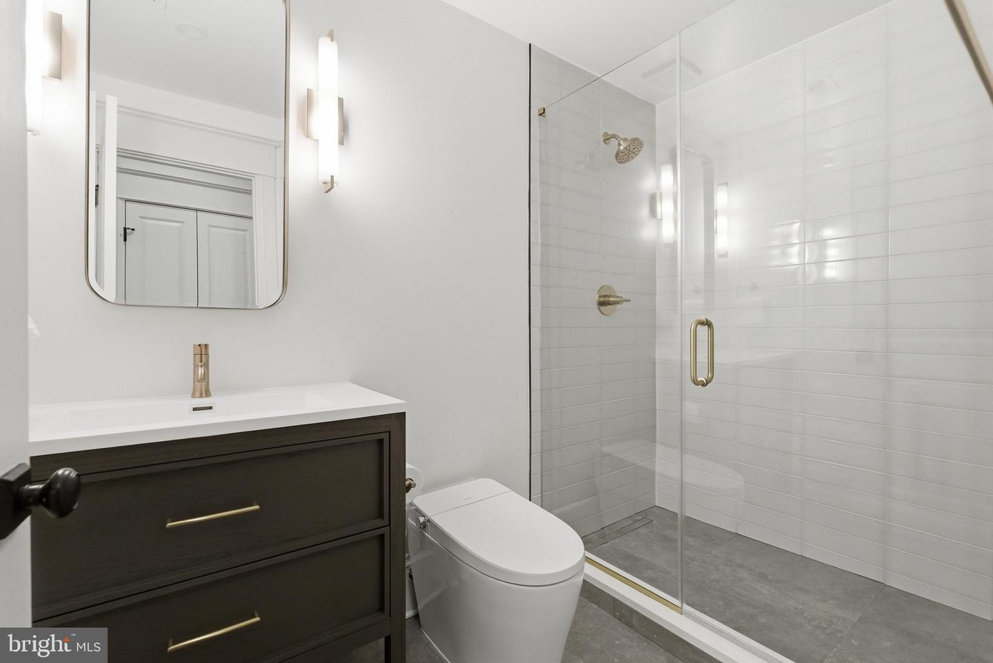 1816 Belmont Rd Nw Property Photo 56