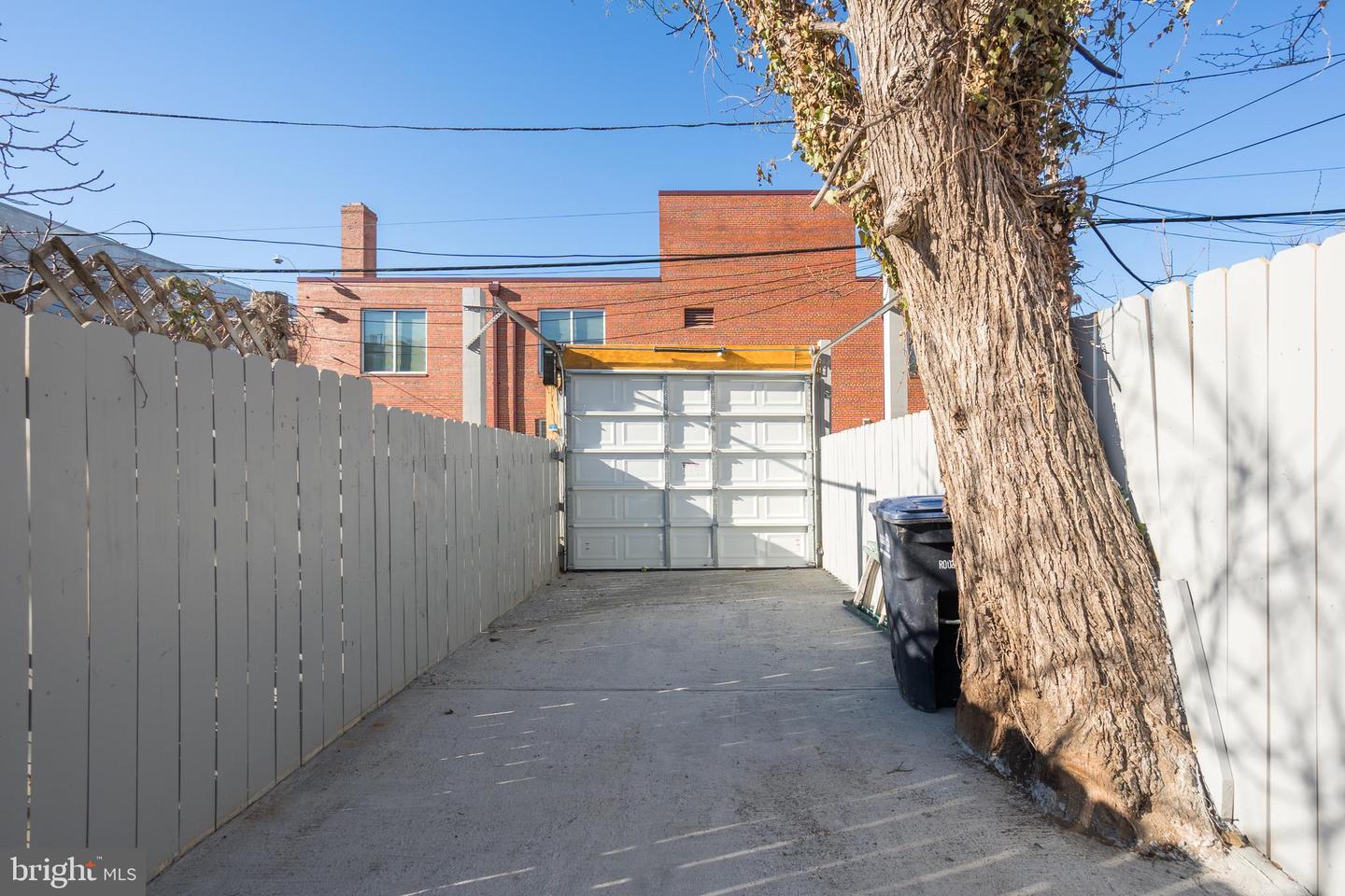 1209 Shepherd St Nw Property Photo 6