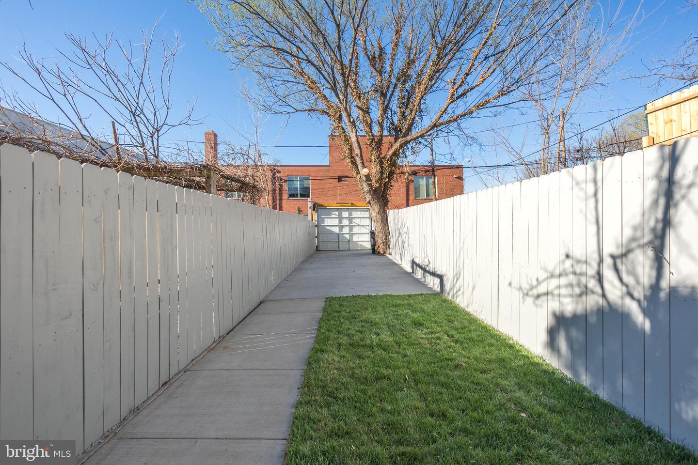 1209 Shepherd St Nw Property Photo 44