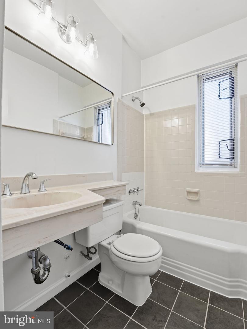 1727 Massachusetts Ave Nw #416 Property Photo 18