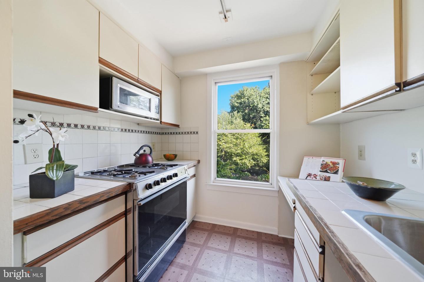2500 Q St Nw #449 Property Photo 19