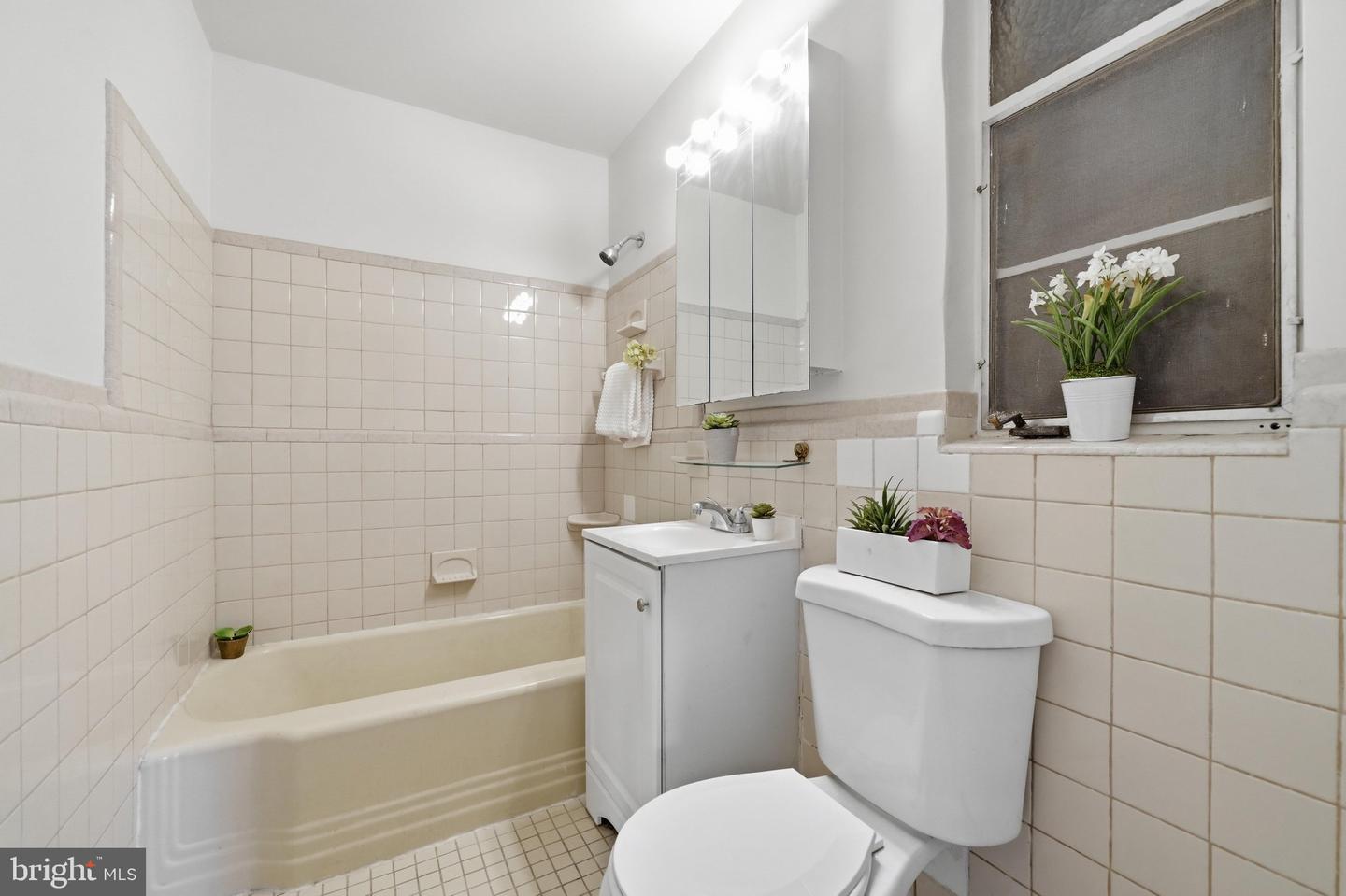 2500 Q St Nw #449 Property Photo 32