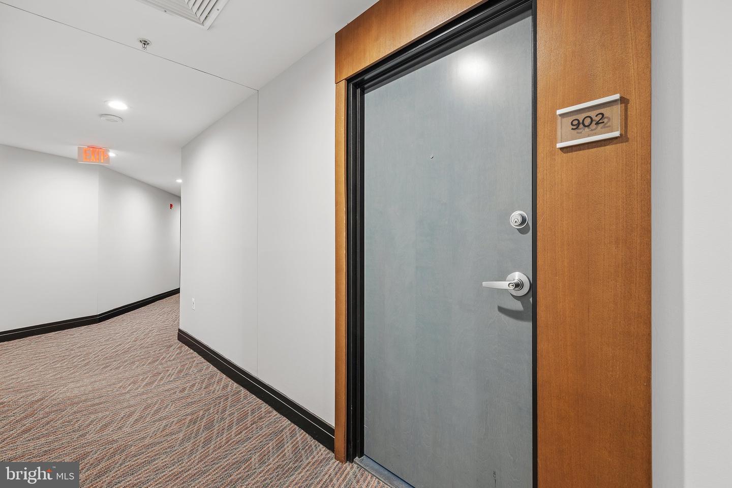 1010 Massachusetts Ave Nw #902 Property Photo 3
